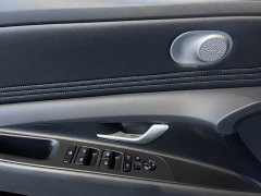 Hyundai Elantra 2023 1.5L CVT GLX Elite - ფოტო 5