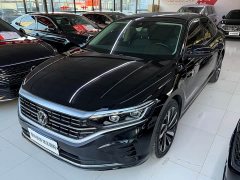 Volkswagen Passat 330TSI Luxury - ფოტო 1