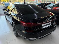 Volkswagen Passat 330TSI Luxury - ფოტო 11