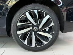 Volkswagen Passat 330TSI Luxury - ფოტო 14