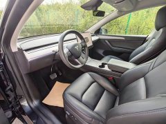 Tesla Model Y Rear-Wheel Drive - ფოტო 7