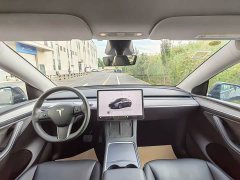 Tesla Model Y Rear-Wheel Drive - ფოტო 9