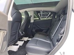Tesla Model Y 2023 High Performance All-Wheel Drive - ფოტო 13