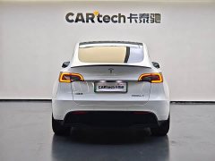 Tesla Model Y 2023 High Performance All-Wheel Drive - ფოტო 4