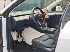 Tesla Model Y 2023 High Performance All-Wheel Drive - ფოტო 8