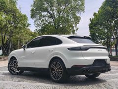 Porsche Cayenne Coupé 3.0T Platinum - ფოტო 4