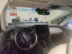 Toyota Vellfire Crown Hybrid 2.5L Executive Premier Edition - photo 2