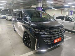 Toyota Vellfire Crown Hybrid 2.5L Executive Premier Edition - photo 9