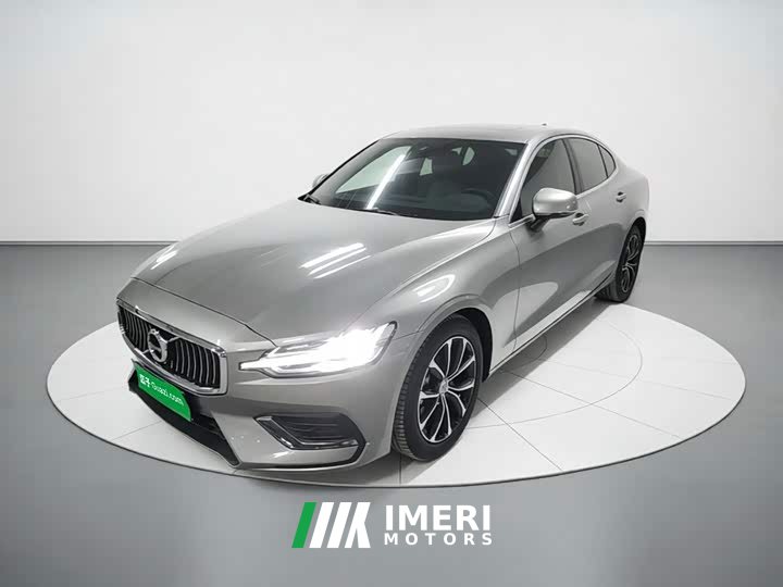 Volvo S60 2022 B4 Smart Luxury Edition - ავტომობილი ჩინეთიდან