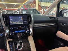 Toyota Vellfire Crown Hybrid 2.5L HV Luxury Edition - ფოტო 12