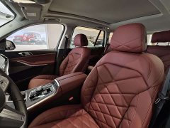 BMW X5 xDrive 30Li M Sport Luxury Night Edition Package - ფოტო 6