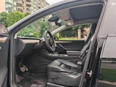 Tesla Model Y Rear-Wheel Drive - ფოტო 5