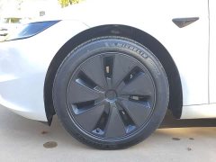 Tesla Model 3 2023 Rear-Wheel Drive - ფოტო 13