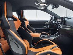 BMW M4 3.0T Manual - ფოტო 11
