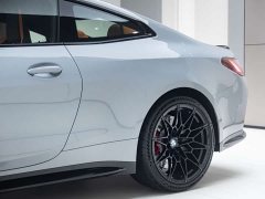 BMW M4 3.0T Manual - ფოტო 4