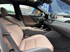 Lexus ES 2022 300h Premium Edition - ფოტო 12