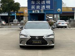 Lexus ES 2022 300h Premium Edition - ფოტო 2