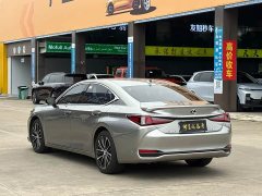Lexus ES 2022 300h Premium Edition - ფოტო 20