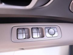 Li Auto i6 Four-Wheel Drive Standard Edition - ფოტო 17