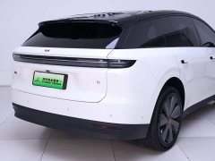 Li Auto i6 Four-Wheel Drive Standard Edition - ფოტო 8