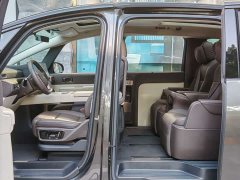 Li Auto Li Xiang MEGA Ultra - ფოტო 12
