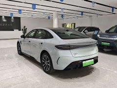 BYD Dolphin 510 Smart Navigation Edition - ფოტო 13