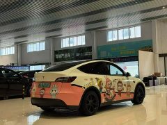 Tesla Model Y Rear-Wheel Drive - ფოტო 4