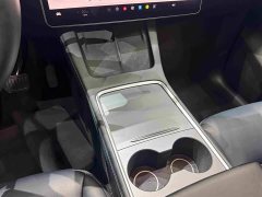 Tesla Model Y Rear-Wheel Drive - ფოტო 16