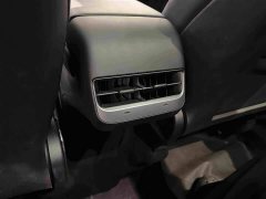Tesla Model Y Rear-Wheel Drive - ფოტო 17