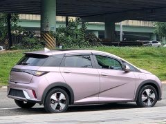 BYD Dolphin 420km Fashion Edition - ფოტო 16