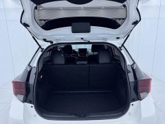 Toyota Yaris L Zhixuan X 1.5L CVT Luxury Plus - ფოტო 8