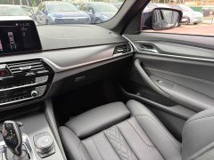 BMW 5 Series (Imported) 525i M Sport Package - ფოტო 10