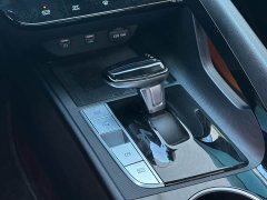 Hyundai Elantra 2022 1.5L CVT Luxury - ფოტო 13