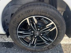 Toyota Yaris L Zhixuan 1.5L CVT Luxury - ფოტო 11