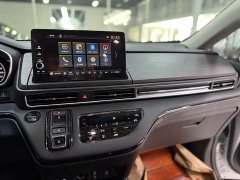 Honda Odyssey 2.0L e:HEV Luxury - ფოტო 12
