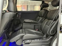 Honda Odyssey 2.0L e:HEV Luxury - ფოტო 16