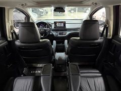 Honda Odyssey 2.0L e:HEV Luxury - ფოტო 17
