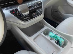 SAIC Rong Wei iMAX8 New Energy 1.5T DMH Land Respect Luxury Edition - ფოტო 11