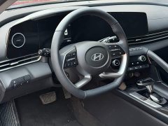 Hyundai Elantra 1.5L CVT Luxury - ფოტო 8