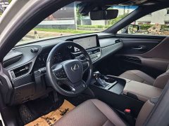 Lexus ES 2022 300h Premium Edition - ფოტო 10