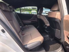Lexus ES 2022 300h Premium Edition - ფოტო 11
