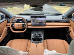 Geely Galaxy Xingyao 8 2025 130km EM-i Premium Edition - ფოტო 13