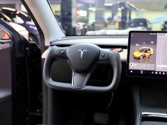 Tesla Model Y Facelift Rear-Wheel Drive - ფოტო 13