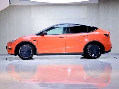 Tesla Model Y Facelift Rear-Wheel Drive - ფოტო 4