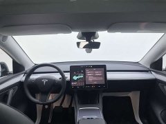 Tesla Model Y Rear-Wheel Drive - ფოტო 15