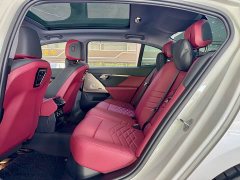 BMW 5 Series 530Li Luxury M Sport Package - ფოტო 6