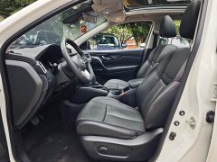 Nissan Qashqai Classic 2.0L CVT XV Premier Edition - ფოტო 8
