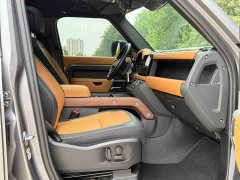 Land Rover Defender Facelift 110 3.0T P400 X - ფოტო 10