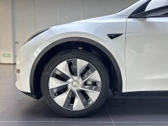 Tesla Model Y 2022 Facelift Long Range All-Wheel Drive - ფოტო 8
