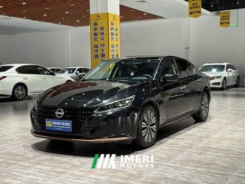2024 Nissan Teana 2.0L SV Black Gold Edition - автомобиль из Китая